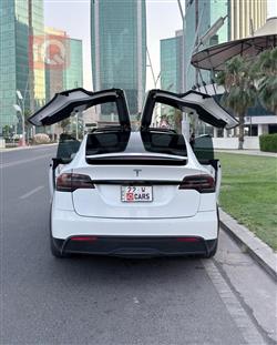تسلا Model X